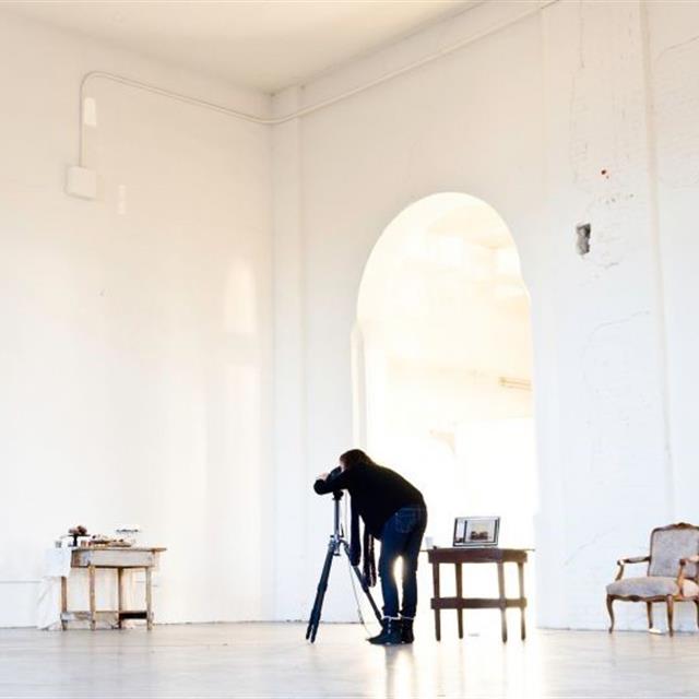 کاغذ دیواری برای دیوارها و سقف های بلند خانه های قدیمی